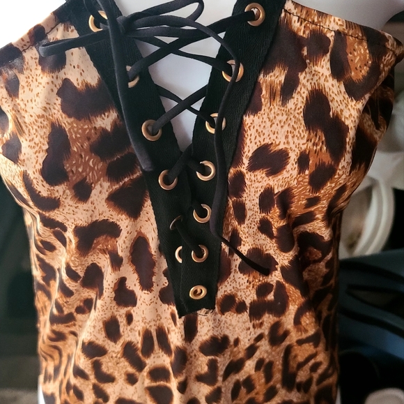 Leopard & black lace up front body suit sz M - Picture 5 of 6